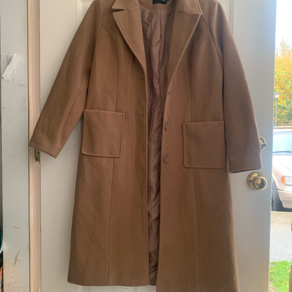 Classic Camel Trench Coat - image 4